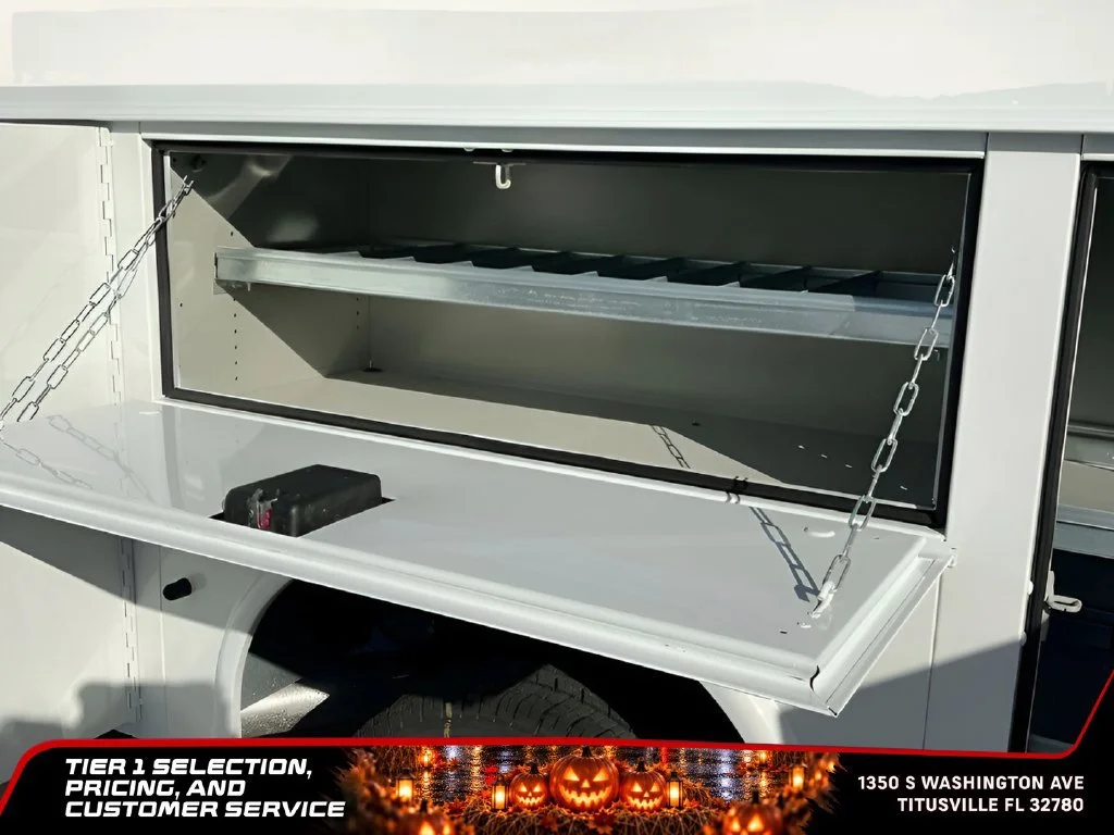 New 2026 Summit White GMC Pro image 35