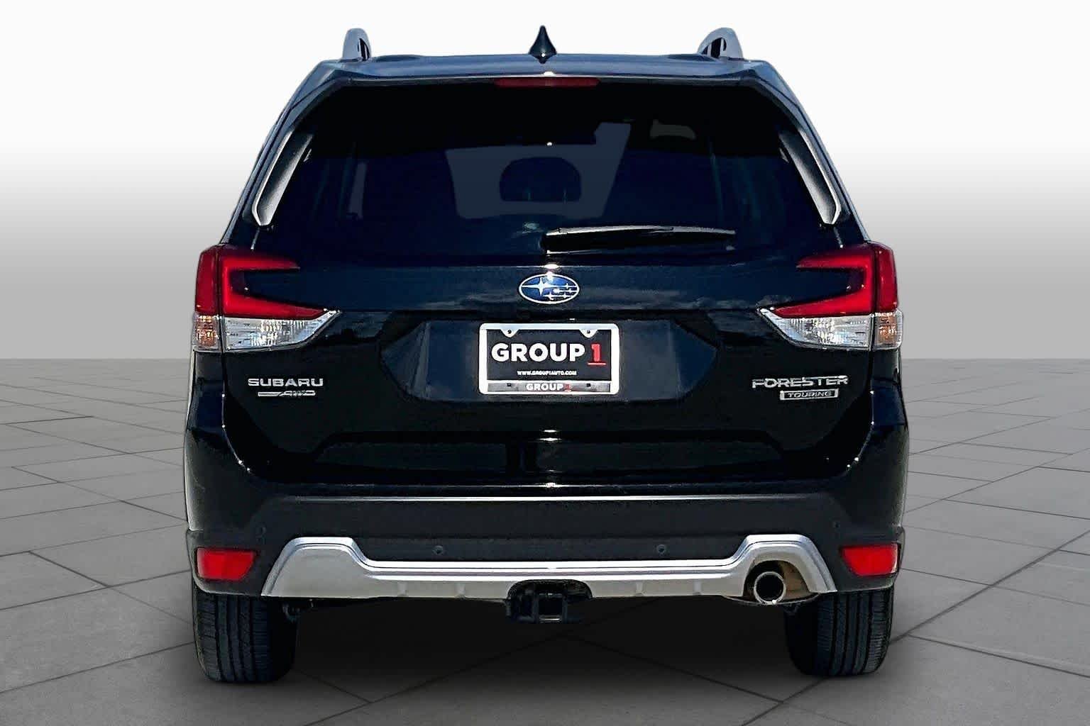 Used 2023 Crystal Black Silica Subaru Touring image 4