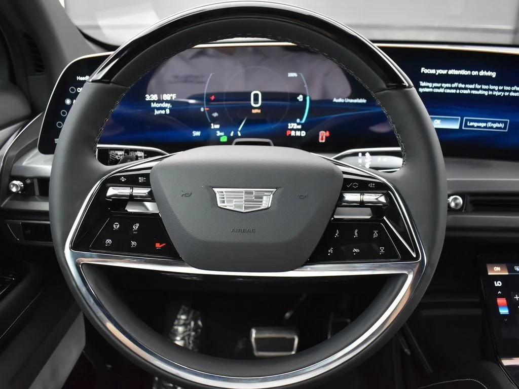 2026 Cadillac VISTIQ Sport - Photo 14