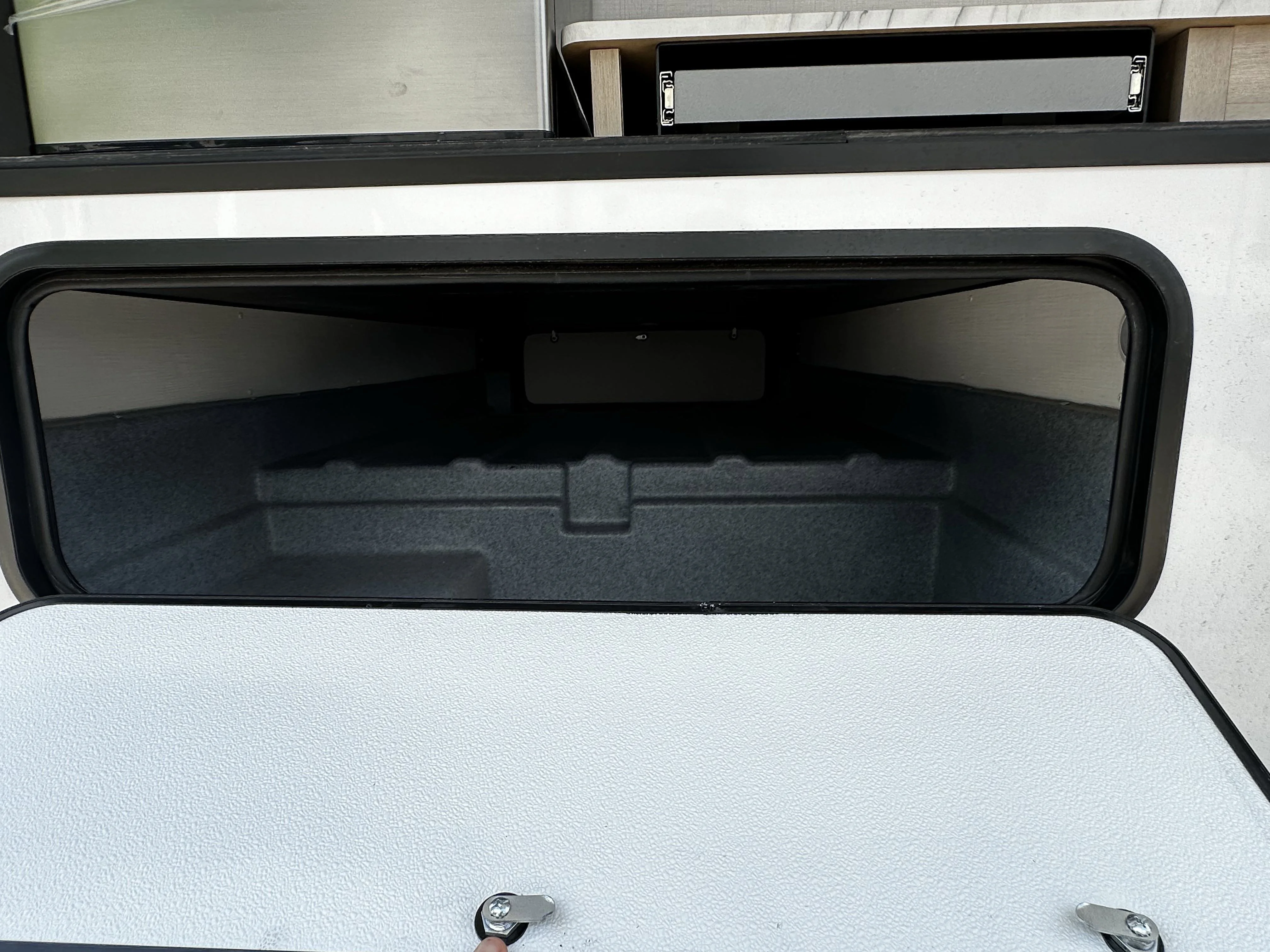 2025 Ford E-Series Cutaway Base - Photo 8