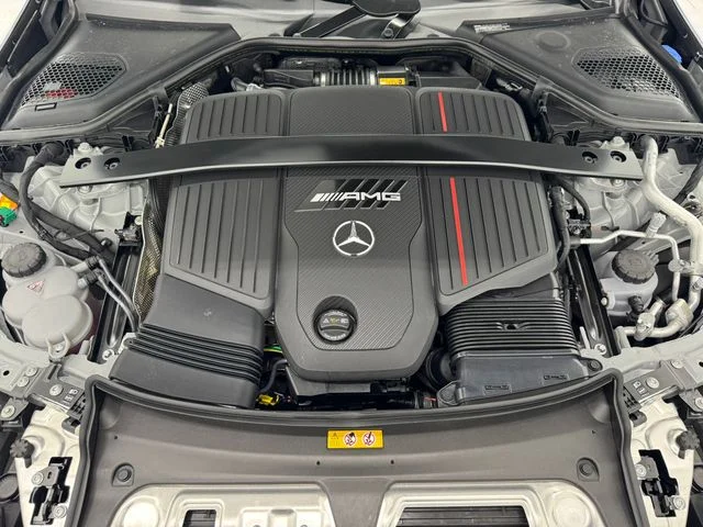 New 2026 MANUFAKTUR Alpine Gray Mercedes-Benz E 53 AMG® image 15