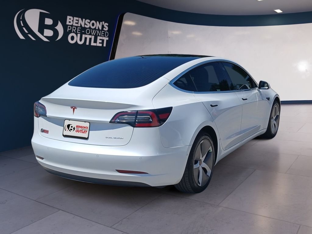Used 2019  Tesla Long Range image 5