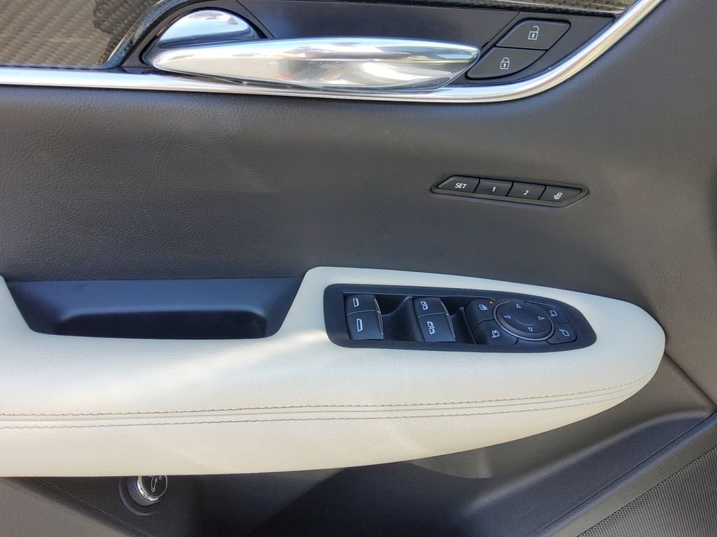 Used 2021 White Cadillac Sport image 12