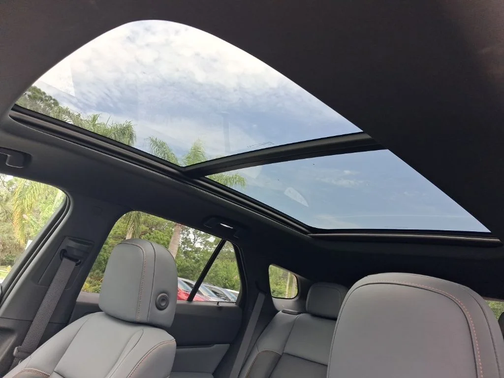 Used 2025  Honda Touring image 19