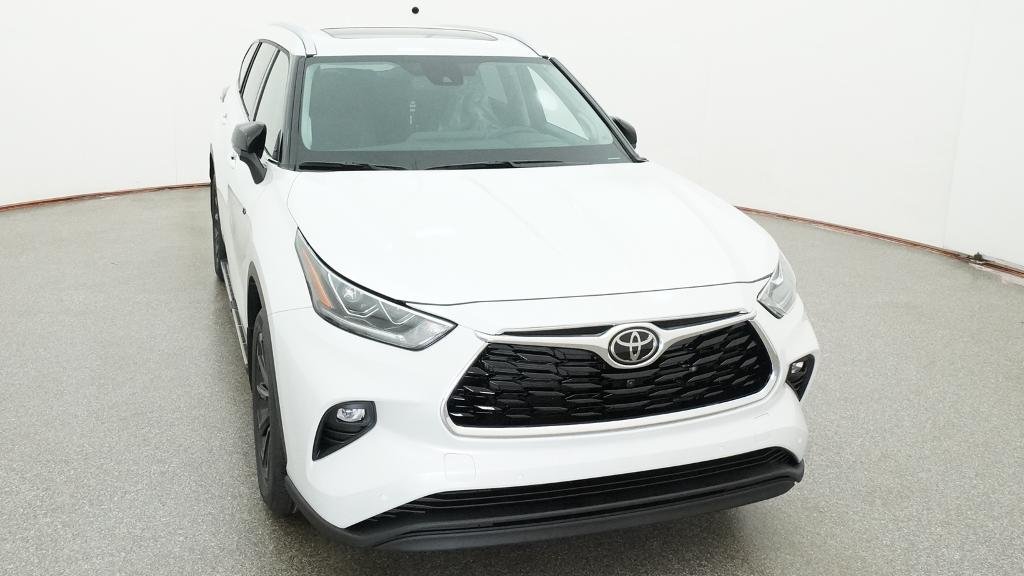 New 2026 Wind Chill Pearl Toyota Limited image 38