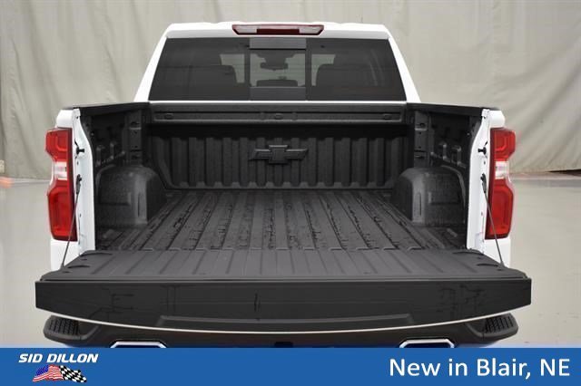 New 2026 Summit White Chevrolet LT Trail Boss image 12