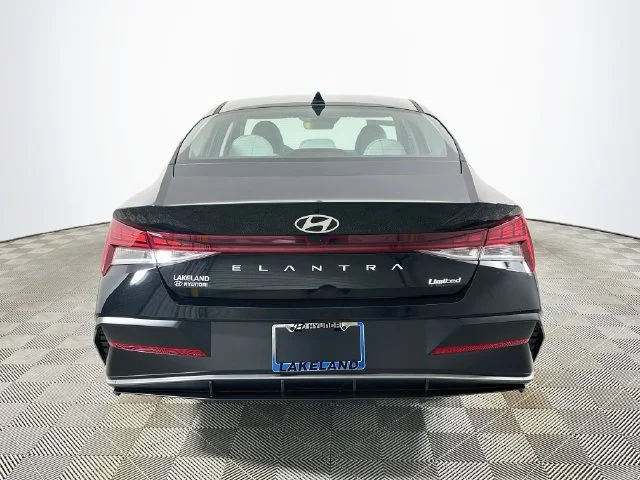 New 2026 Black Hyundai Limited image 4