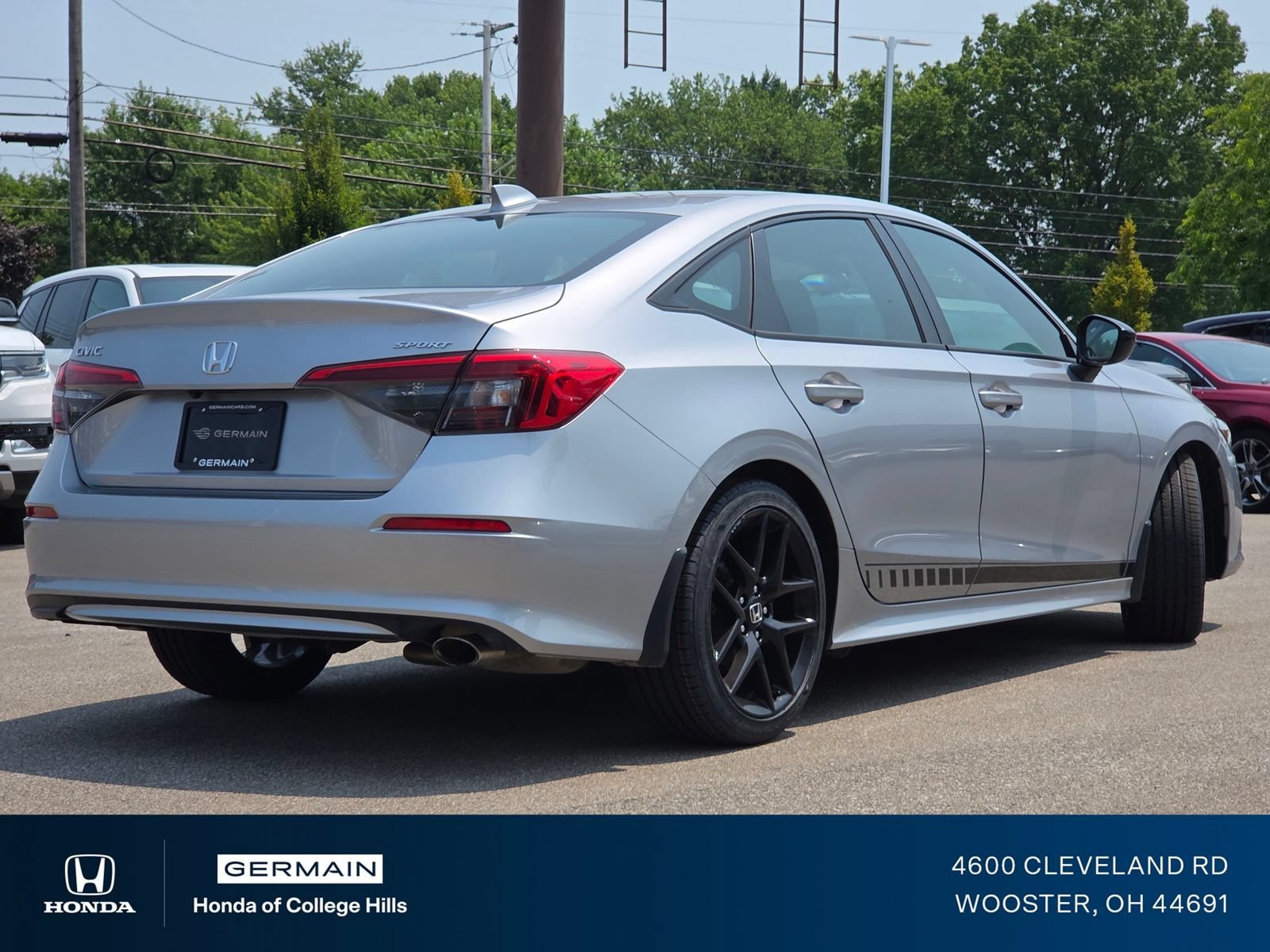 Used 2024 Lunar Silver Metallic Honda 2.0L 4D SPORT image 47