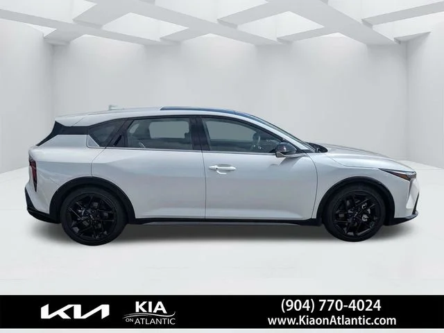 New 2026 Snow White Pearl Kia GT-Line Turbo image 2