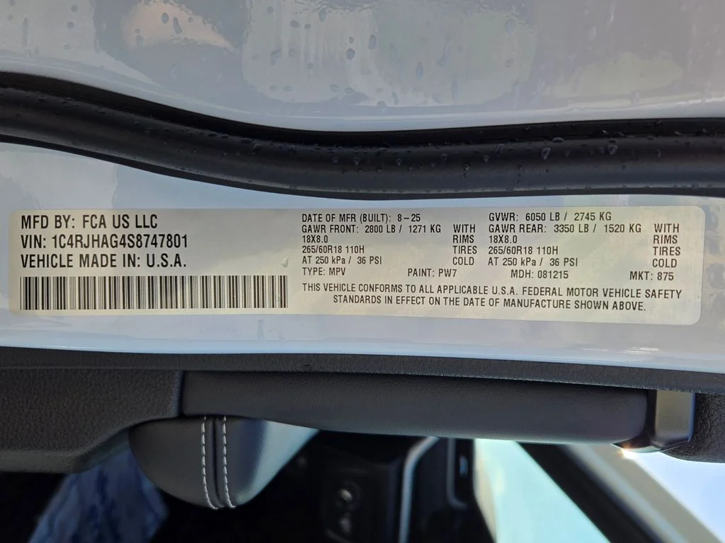 Certified Used 2025 White Jeep Altitude X image 33