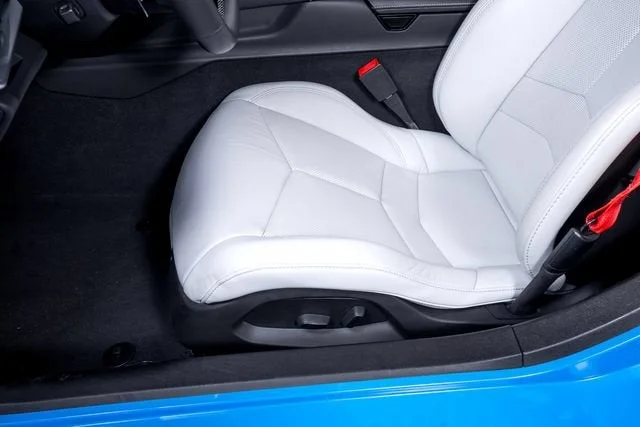 Used 2021 Rapid Blue Chevrolet Stingray image 18