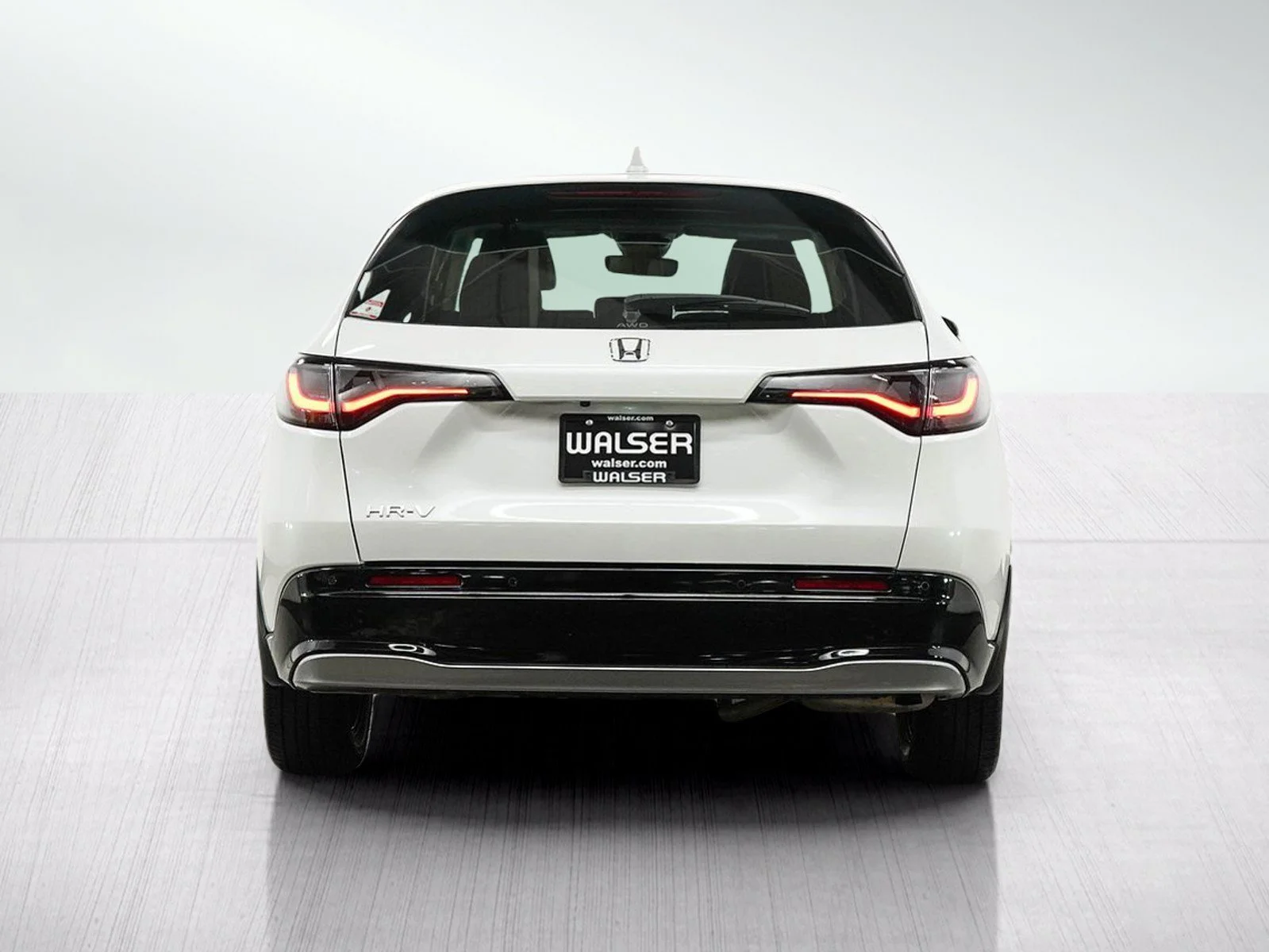 Used 2025 White Honda EX-L AWD CVT image 4