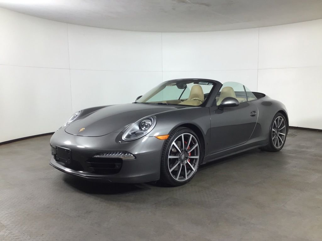 Certified Used 2015  Porsche Carrera 4S image 1