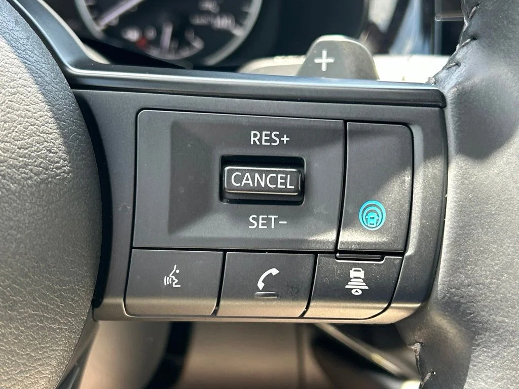 Certified Used 2025 White Nissan SV image 30