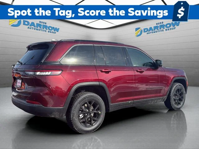 New 2026 Velvet Red Pearl-Coat Exterior Paint Jeep Altitude image 5