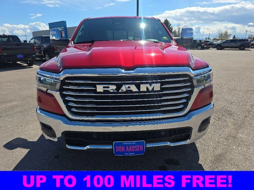 New 2026 Molten Red Pearl-Coat Exterior Paint RAM Laramie image 2