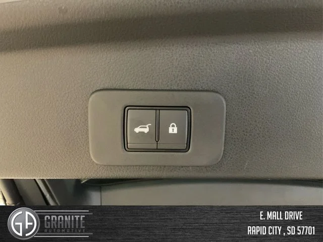 New 2025 Two-tone Boulder Gray Pearl / Super Black Nissan SL image 14