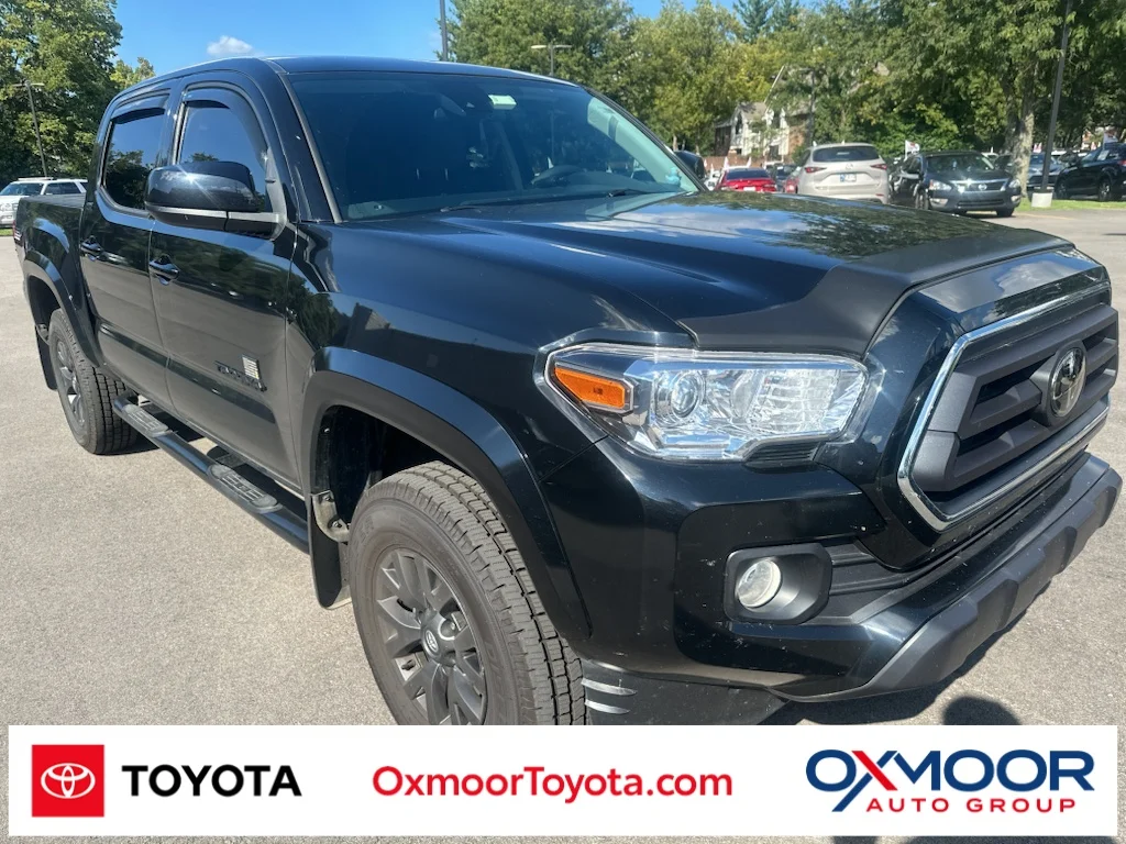 Used 2022 Midnight Black Metallic Toyota SR5 image 1