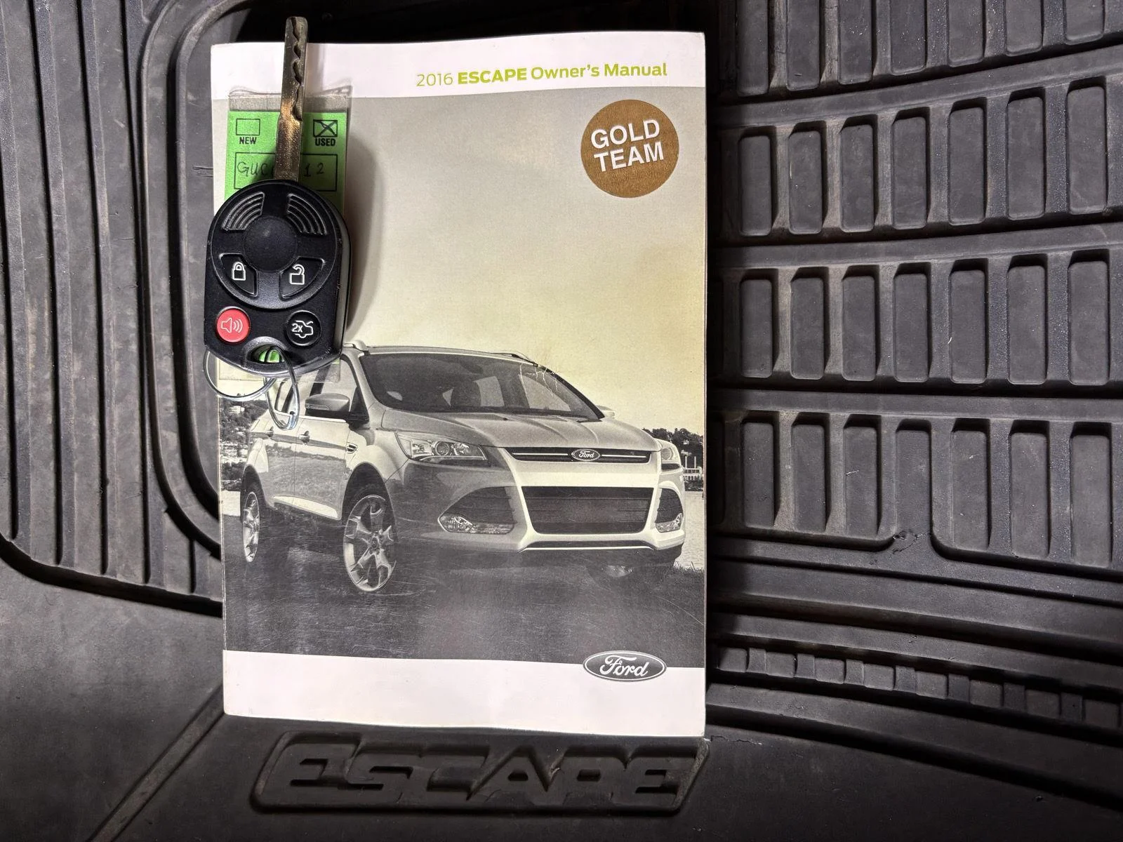 Used 2016 Shadow Black Ford SE image 45
