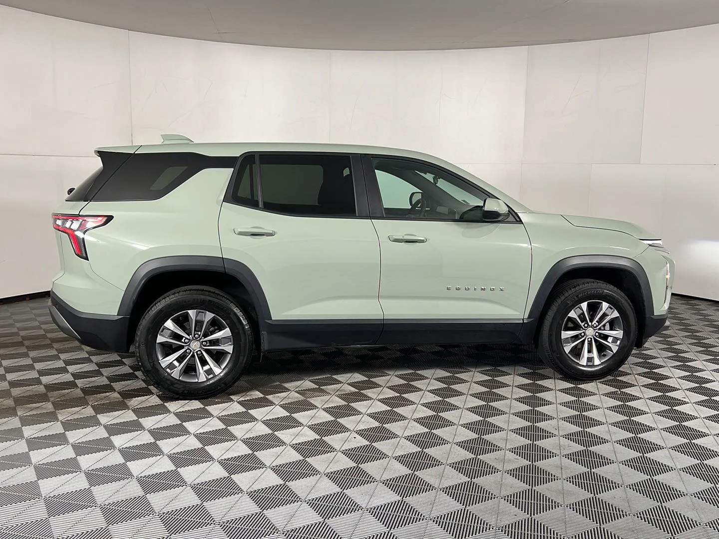 Used 2025 Cacti Green Chevrolet LT image 5