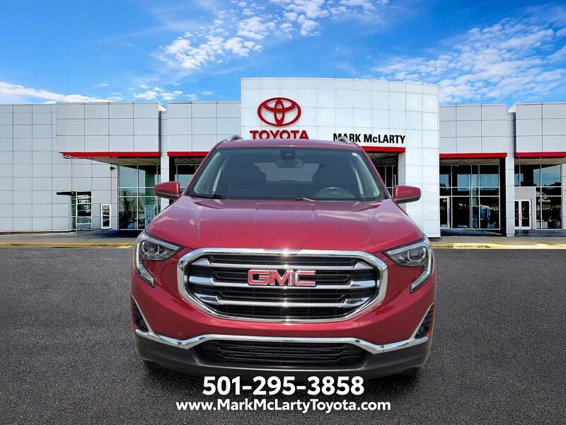 Used 2020 Red Quartz GMC FWD 4DR SLT image 8