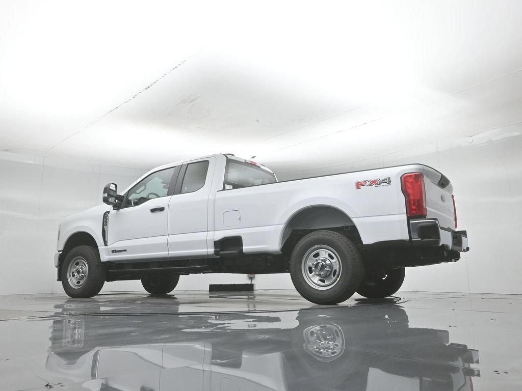 New 2026 Oxford White Ford XL image 48
