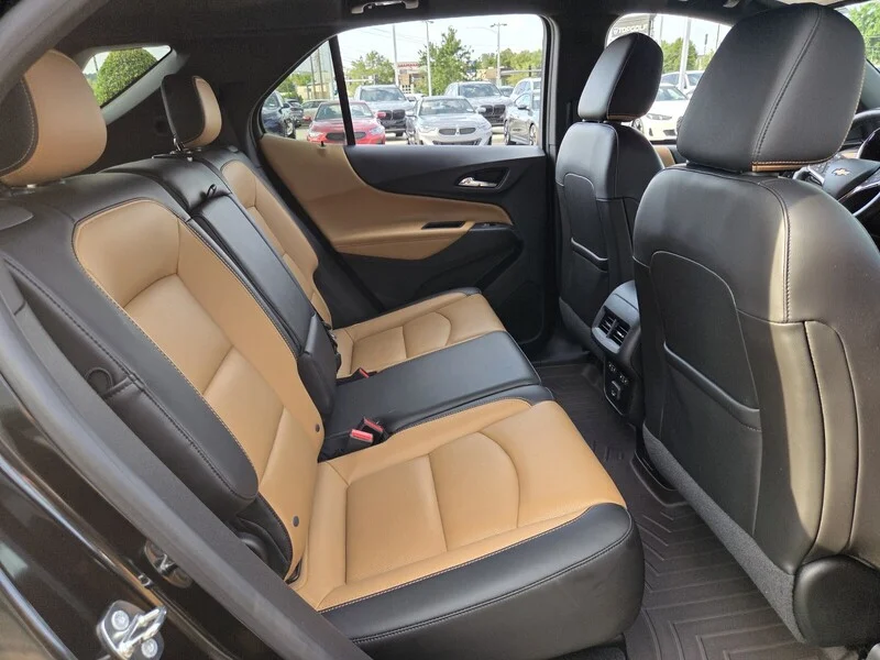 Used 2019 Black Metallic CHEVROLET FWD 4dr Premier w/1LZ image 21