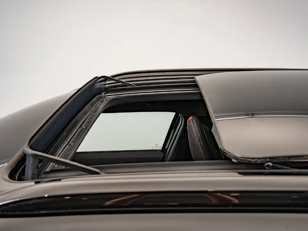 New 2027 Gray Metallic MINI Iconic image 14