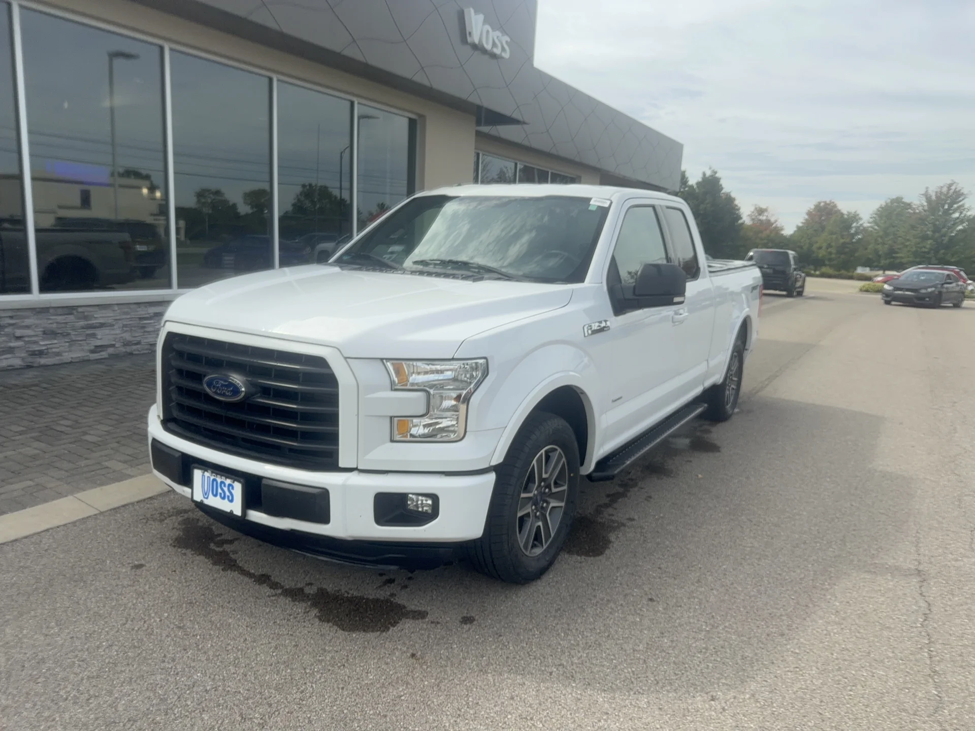 Used 2016 Oxford White Ford XLT image 8