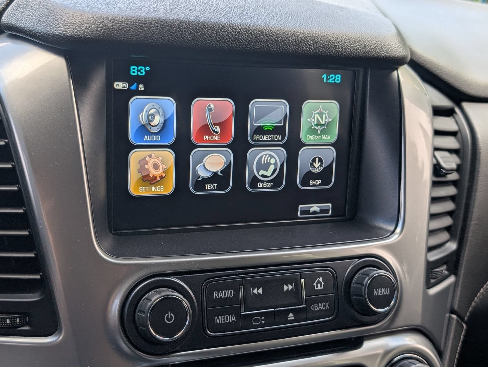 Used 2020 SHADOW GRAY METALLIC Chevrolet LS image 7