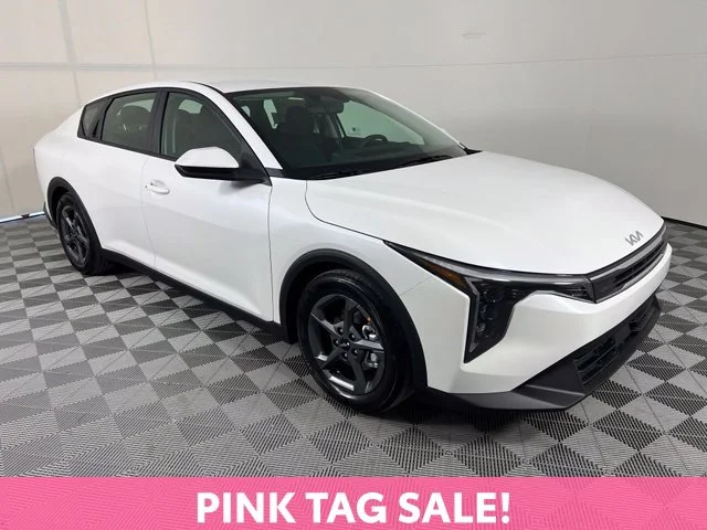 2026 Kia K4 LXS