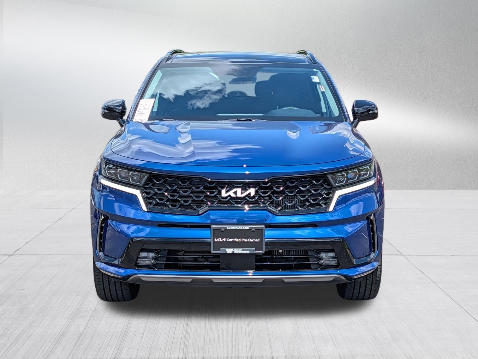 Certified Used 2023 Sapphire Blue Kia SX image 2
