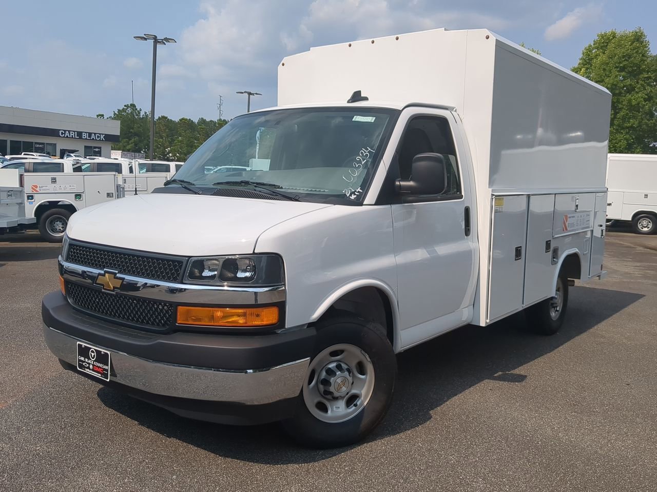 2025 Chevrolet Express 3500 139" WB's photo