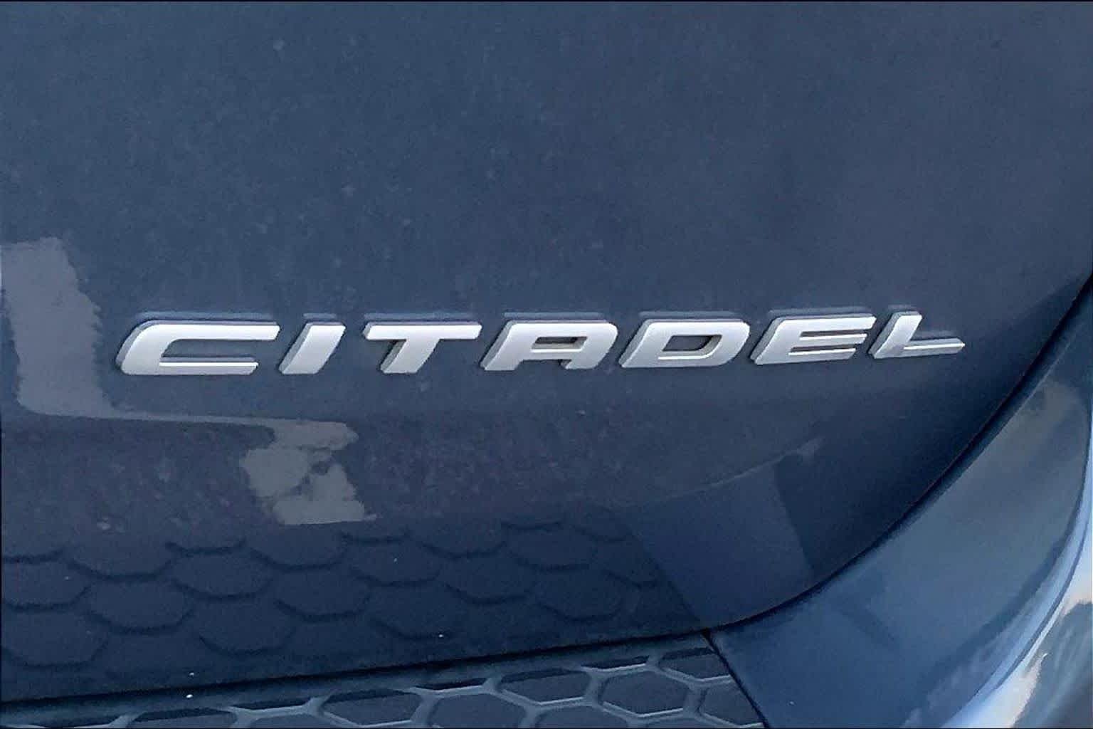 Used 2021 Reactor Blue Pearlcoat Dodge Citadel image 9