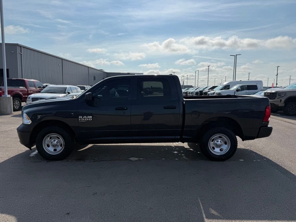Used 2019 Gray Ram Tradesman image 20