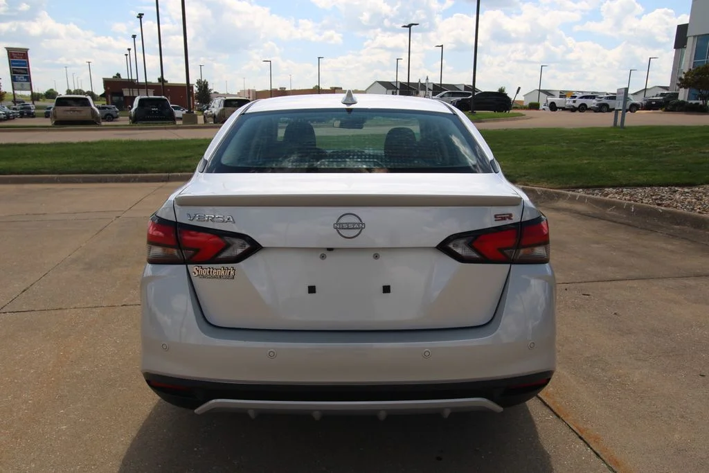 Used 2024 Silver Nissan 1.6 SR image 15