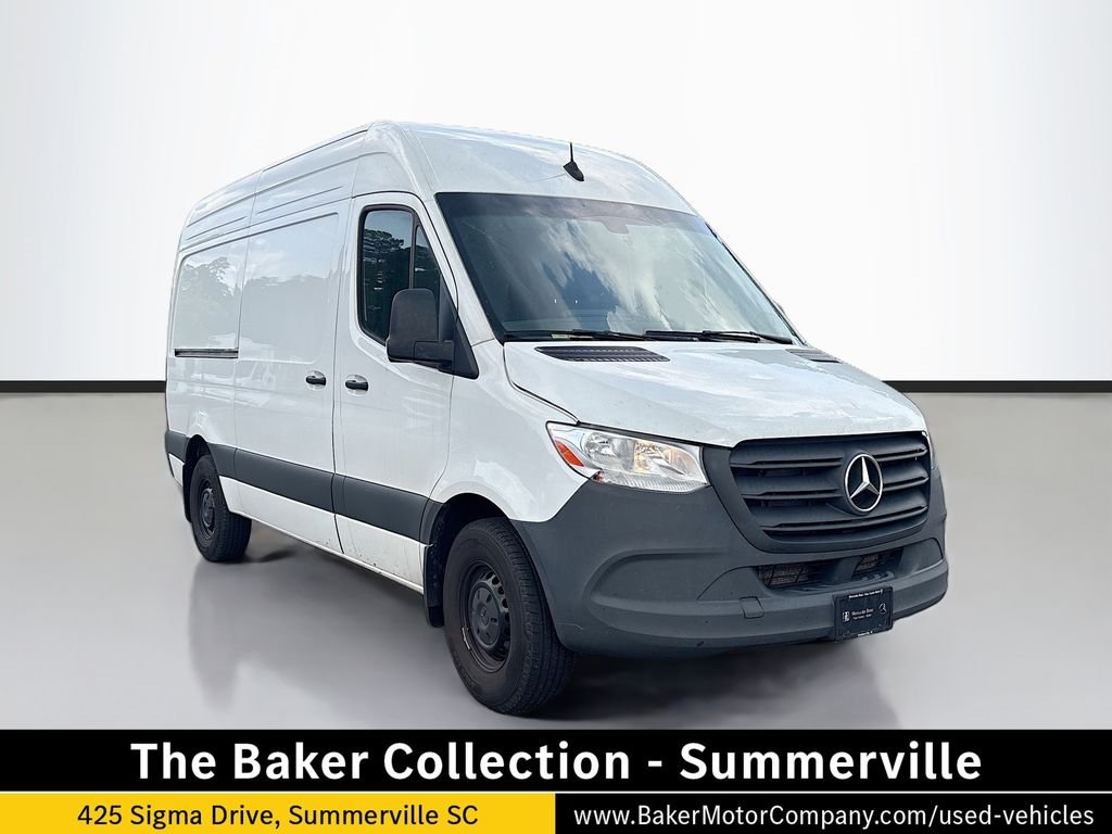 Used 2024 White Mercedes-Benz Cargo 144 WB image 1