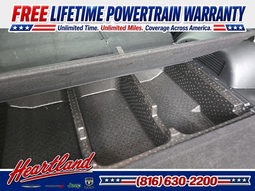 Used 2022 Black Hyundai Limited image 98