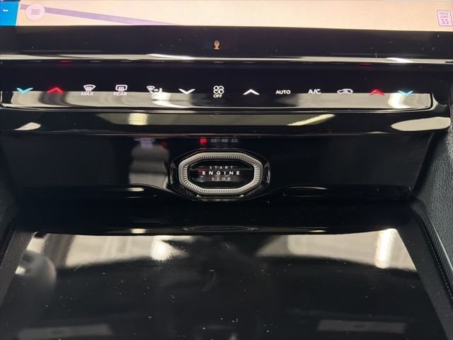 New 2026 Silver Zynith Exterior Paint Jeep Laredo image 27