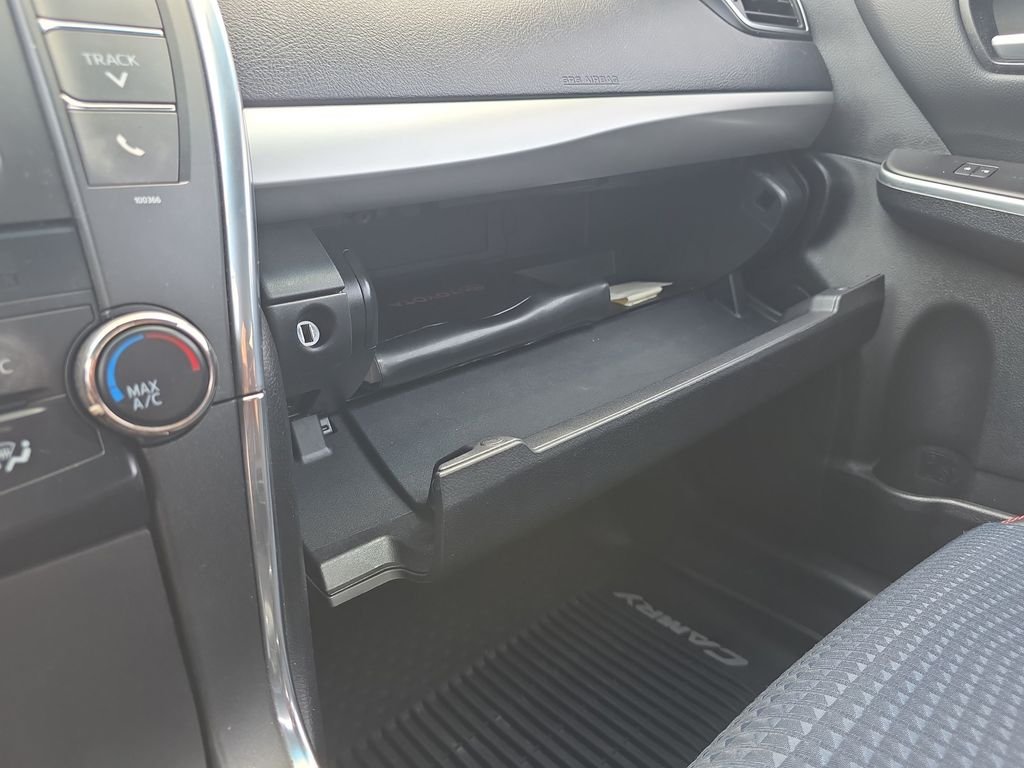 Used 2015 Gray Toyota SE image 30