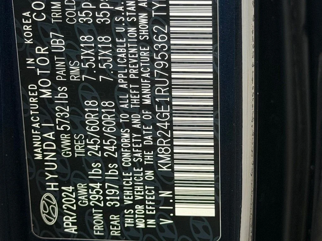 Used 2024 White Hyundai SEL image 37