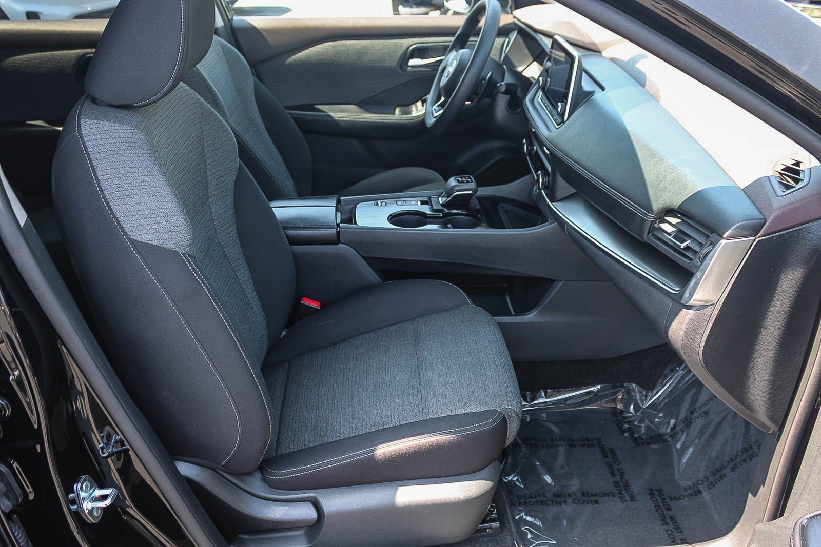 Used 2023 Super Black Nissan SV image 16