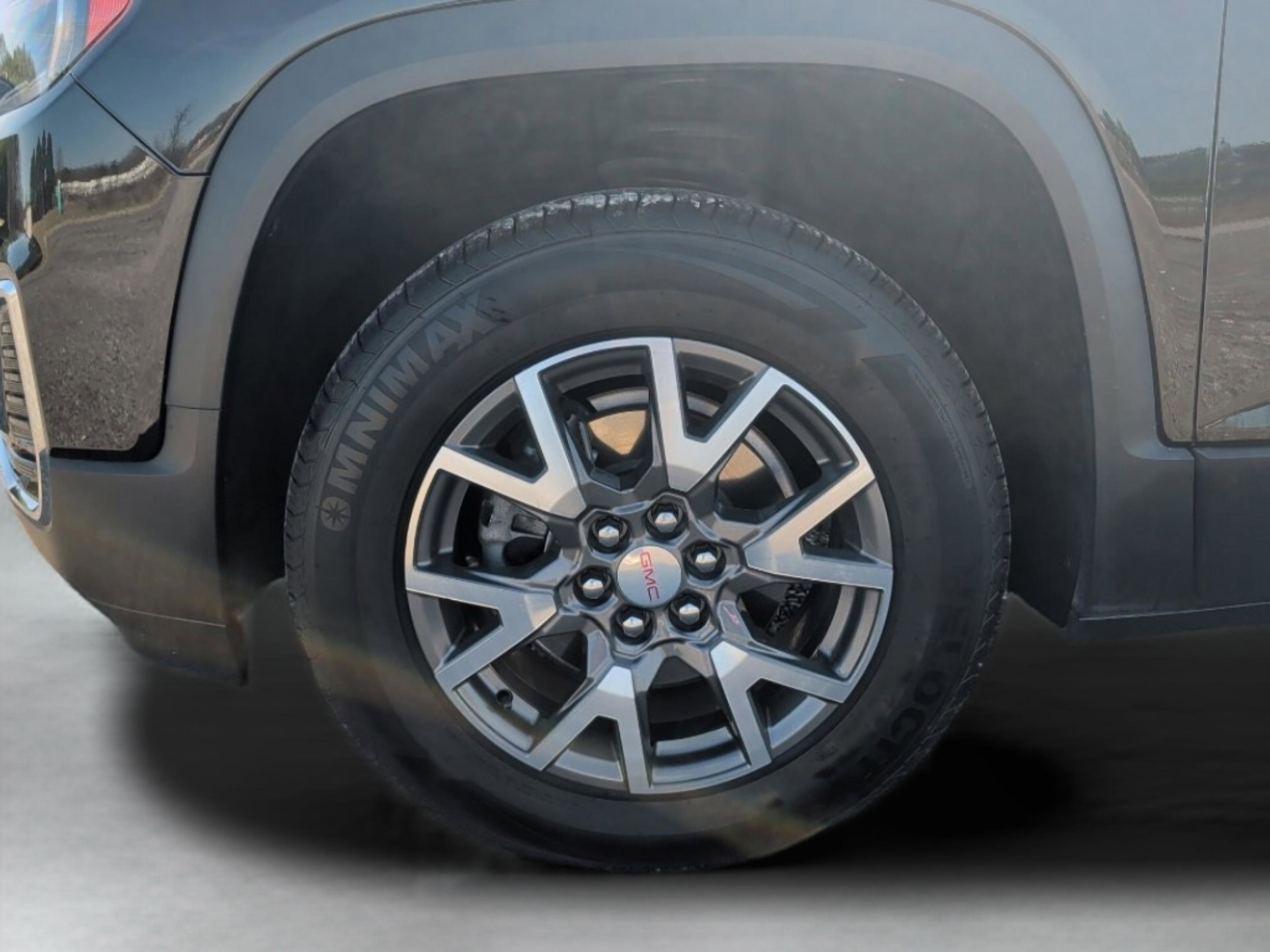 2023 GMC Acadia SLE - Photo 11