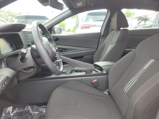 2026 Hyundai Elantra SEL Sport - Photo 14