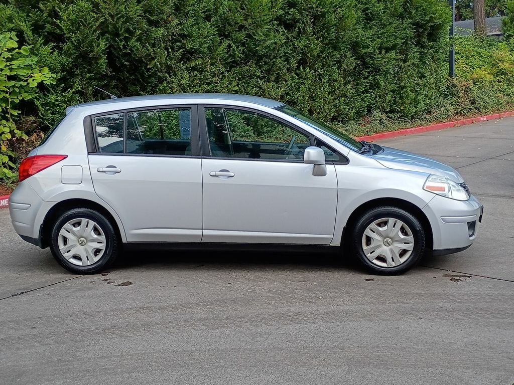 Used 2011 Brilliant Silver Metallic Nissan 1.8 S image 2