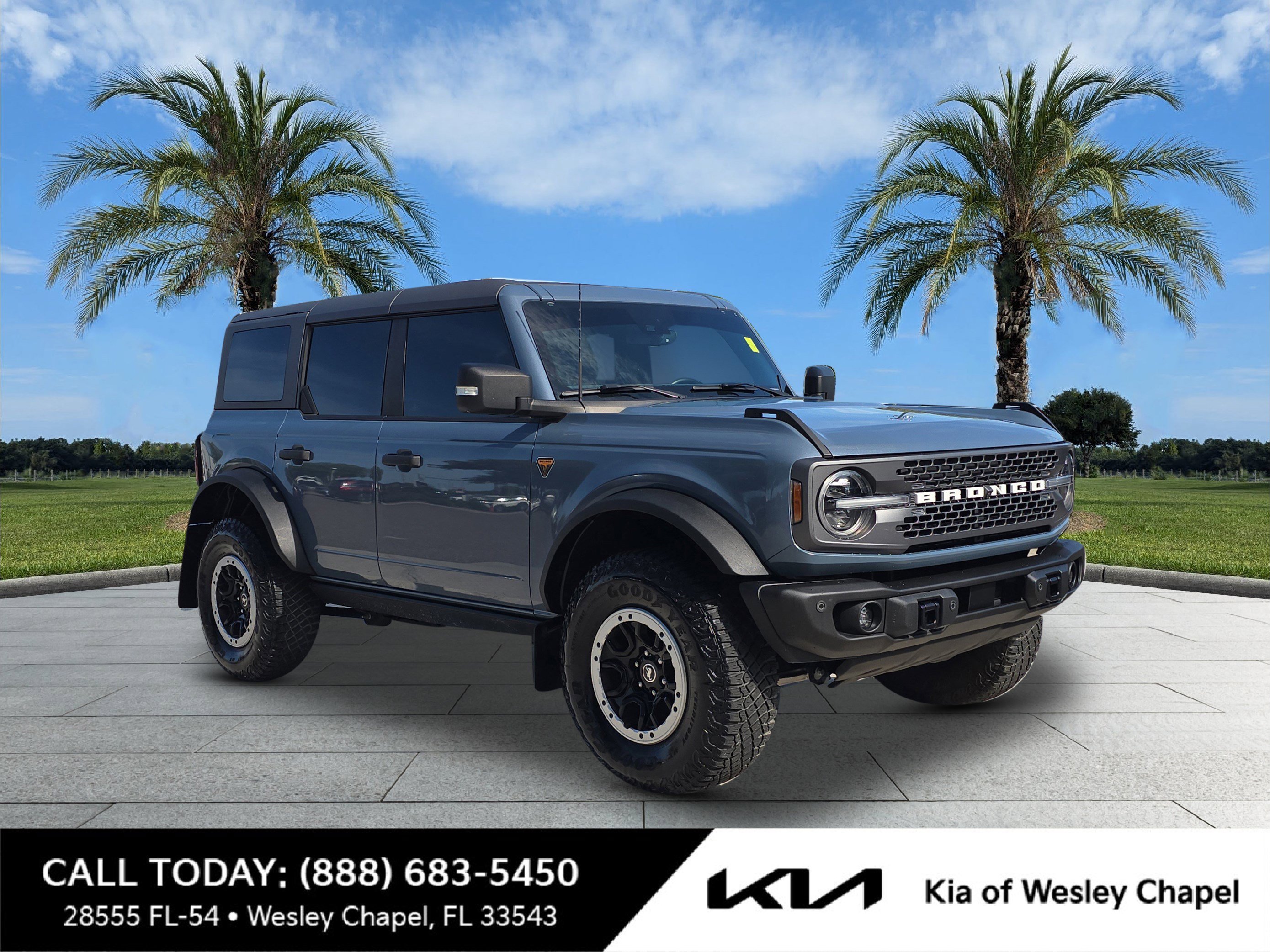 2023 Ford Bronco Badlands 4x4's photo