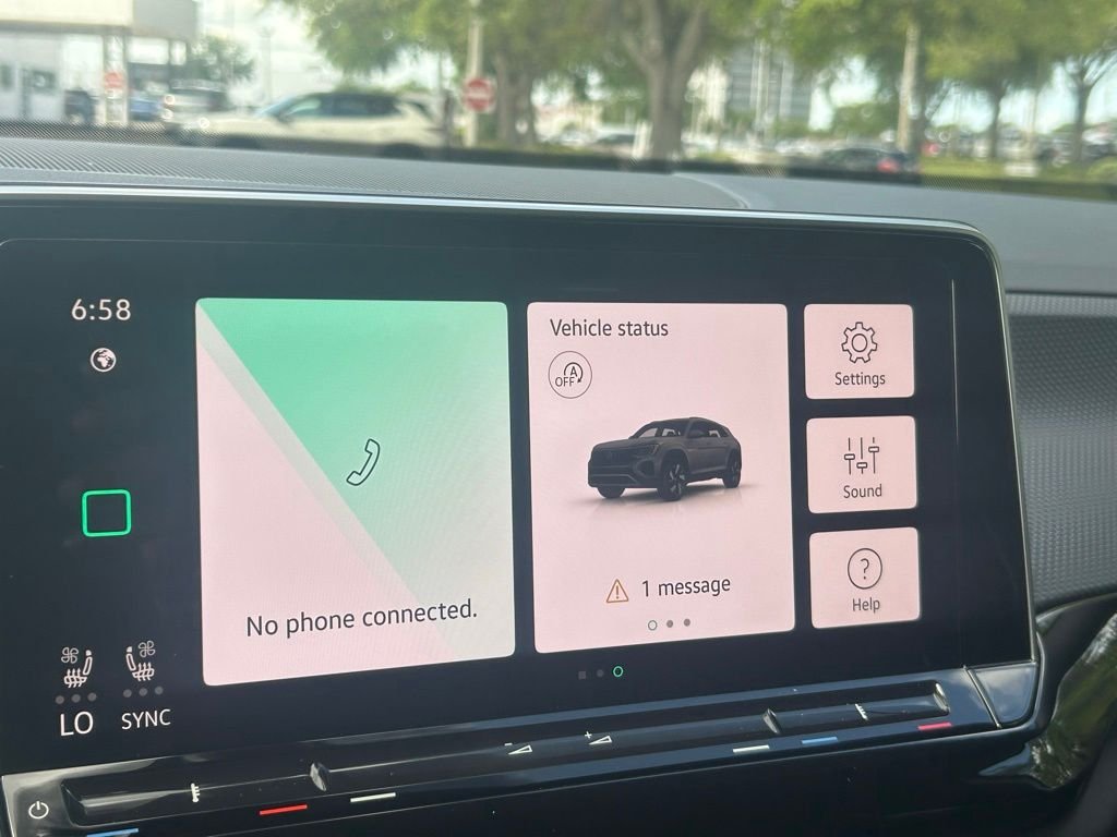 New 2026 White/off-white Volkswagen 2.0T SEL Premium R-Line image 17