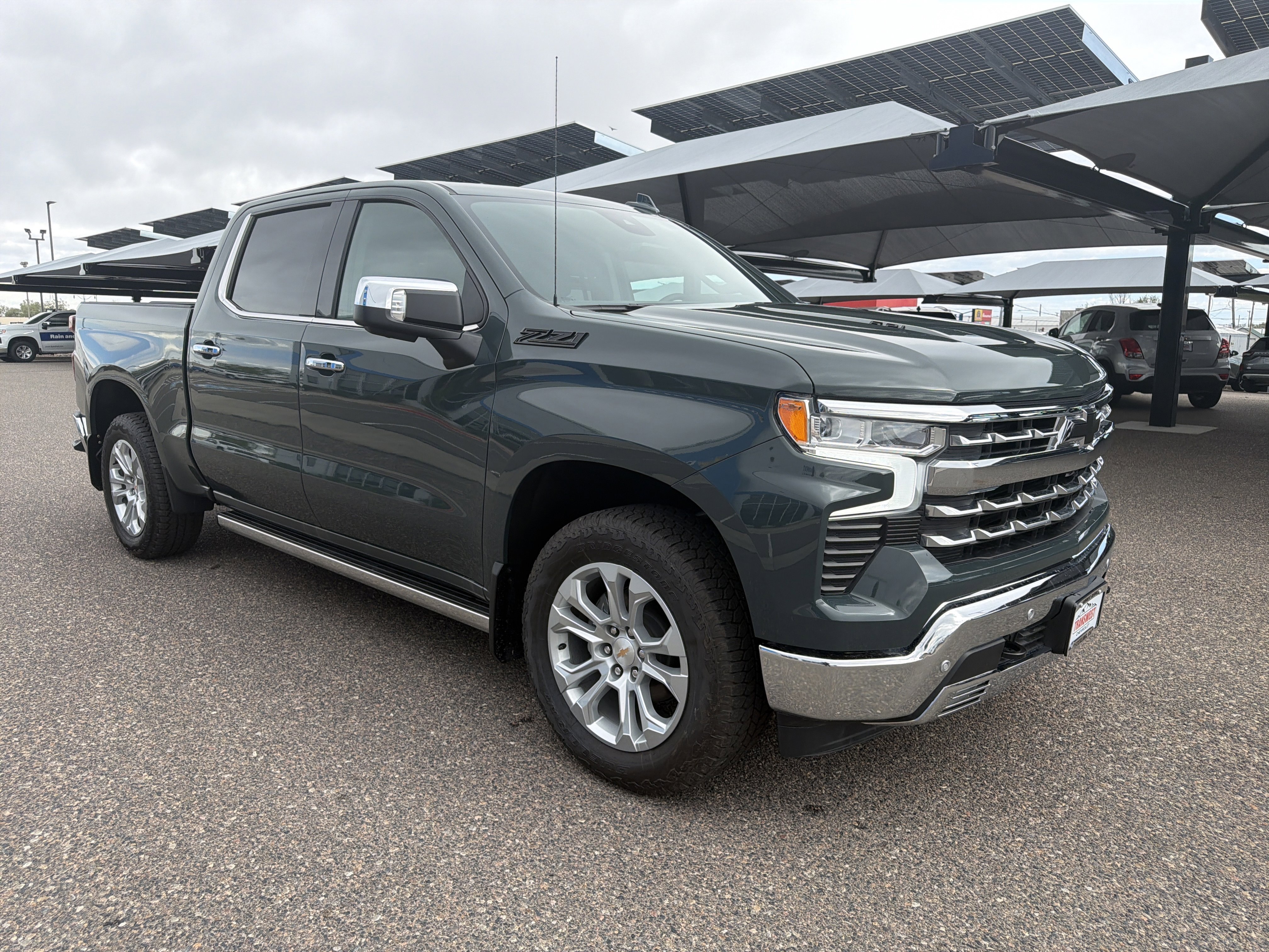 2026 Chevrolet Silverado 1500 LTZ - Photo 7