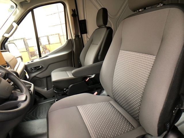 New 2026 Oxford White Ford Cargo Van image 10