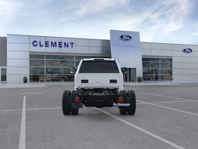 New 2026 Oxford White Ford F-450® XL image 5